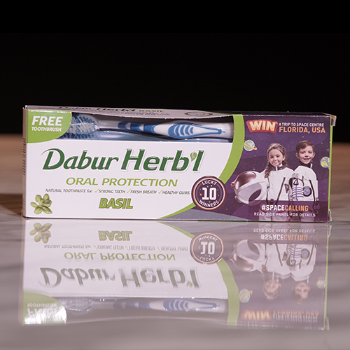 Beautyworld Middle East - Dabur Herbal Toothpaste - Strong Teeth Strong Ambitions