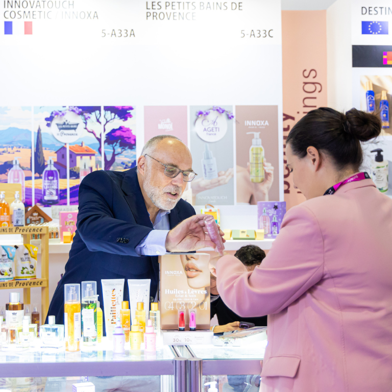 Beautyworld Middle East - Product sampling
