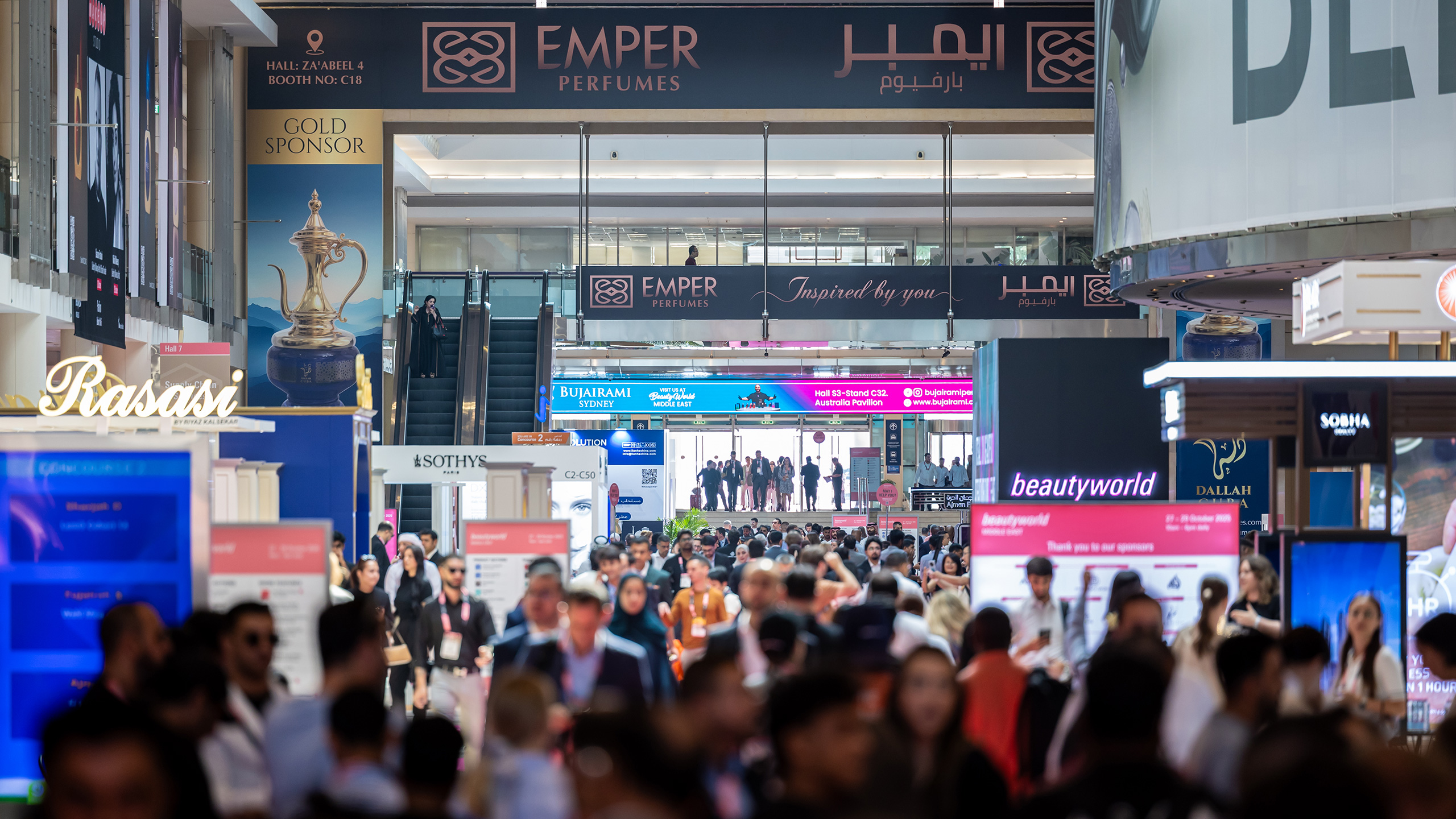 Beautyworld Middle East - Crowds at the exhibition grounds